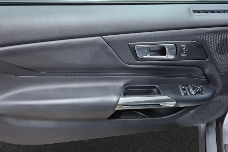 Ford Mustang din 2025 cu 15.275 km - oferta FOR208201 - foto 16