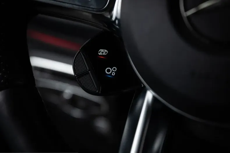 Mercedes-Benz G 63 AMG (Clasa G) din 2023 cu 40.590 km - oferta MER208203 - foto 16