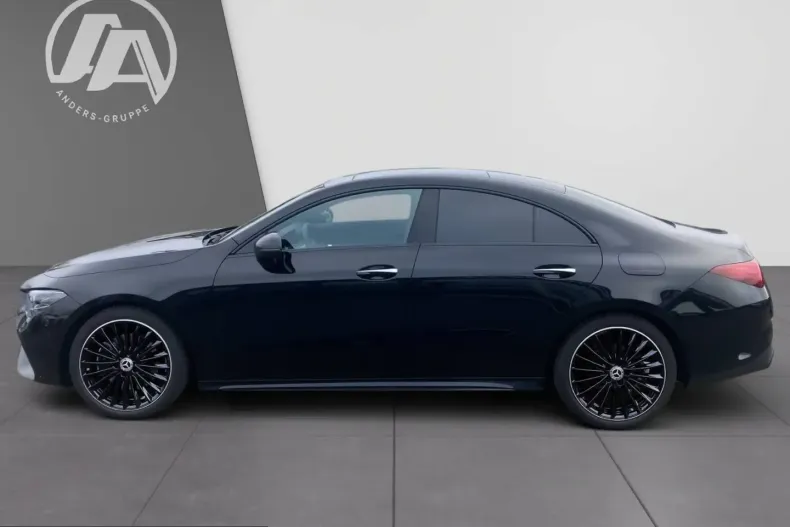 Mercedes-Benz CLA 200 (Clasa CLA) din 2024 cu 15.680 km - oferta MER208206 - foto 3