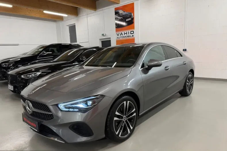 Mercedes-Benz CLA 200 (Clasa CLA) din 2024 cu 23.524 km - oferta MER208207 - foto 1