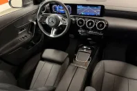 Mercedes-Benz CLA 200 (Clasa CLA) din 2024 cu 23.524 km - oferta MER208207 - foto 7