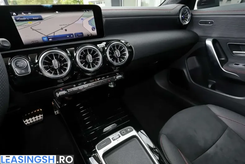 Mercedes-Benz CLA 200 (Clasa CLA) din 2025 cu 11.009 km - oferta MER208208 - foto 10