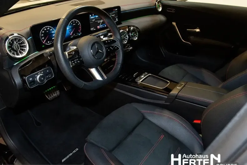 Mercedes-Benz CLA 200 (Clasa CLA) din 2025 cu 10.247 km - oferta MER208210 - foto 8