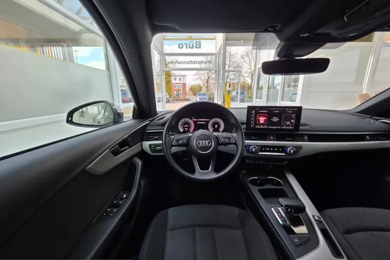 Audi A4 din 2022 cu 51.105 km - oferta AUD208213 - foto 14