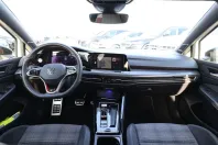 Volkswagen Golf din 2023 cu 10.389 km - oferta VOL208216 - foto 5