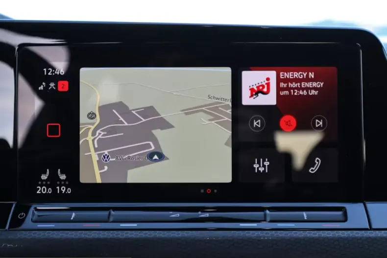 Volkswagen Golf din 2023 cu 10.389 km - oferta VOL208216 - foto 14