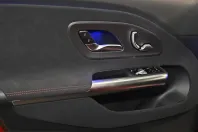 Mercedes-Benz CLA 200 (Clasa CLA) din 2025 cu 9.900 km - oferta MER208217 - foto 10