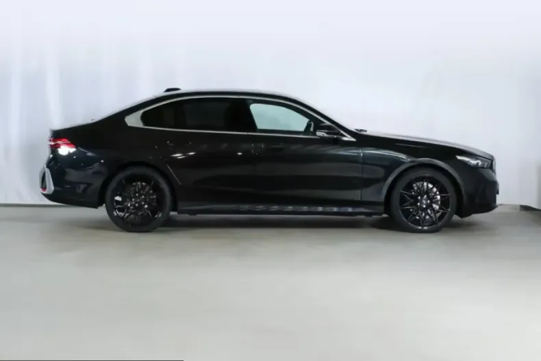 BMW 520 (Seria 5) din 2024 cu 42.700 km - oferta BMW208219 - foto 3