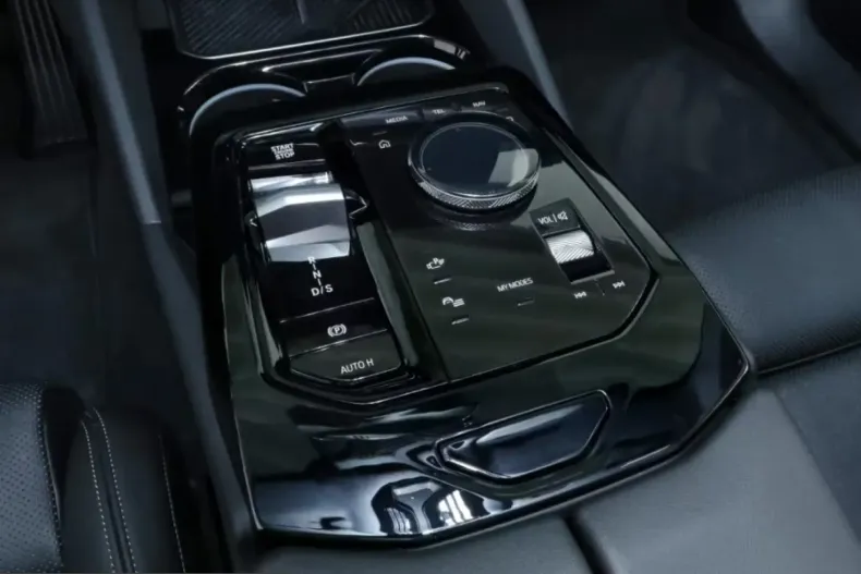 BMW 520 (Seria 5) din 2024 cu 42.700 km - oferta BMW208219 - foto 12