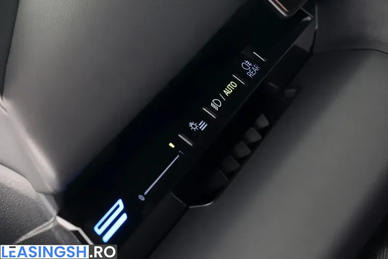 BMW 520 (Seria 5) din 2025 cu 35.600 km - oferta BMW208220 - foto 16