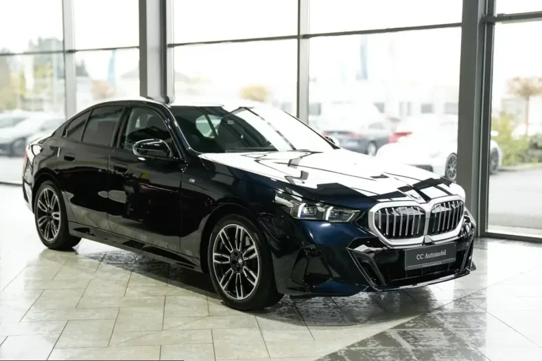 BMW 520 (Seria 5) din 2025 cu 11.855 km - oferta BMW208222 - foto 4