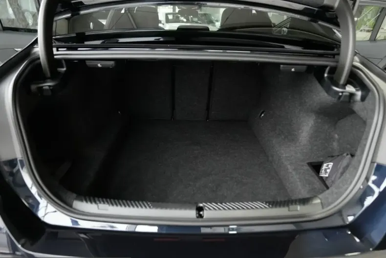 BMW 520 (Seria 5) din 2025 cu 11.855 km - oferta BMW208222 - foto 24