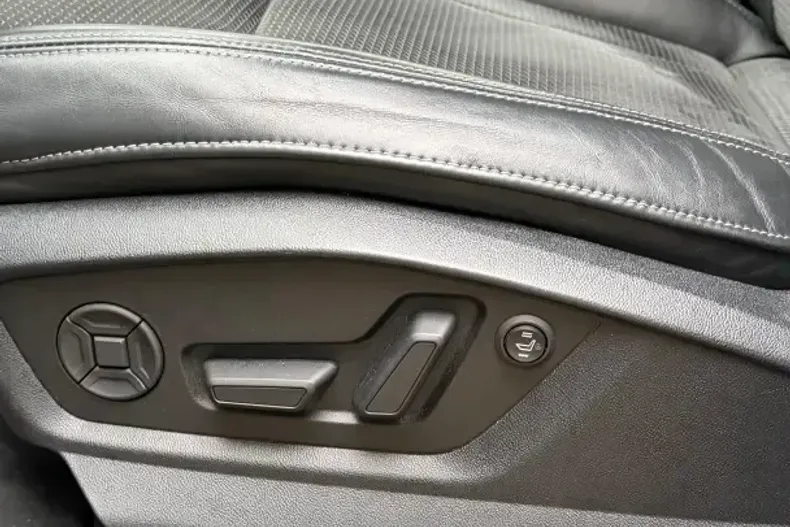 Audi Q8 din 2021 cu 85.000 km - oferta AUD208228 - foto 15