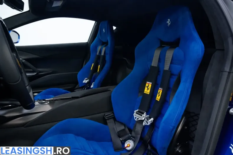 Ferrari 812 din 2023 cu 1.250 km - oferta FER208229 - foto 13