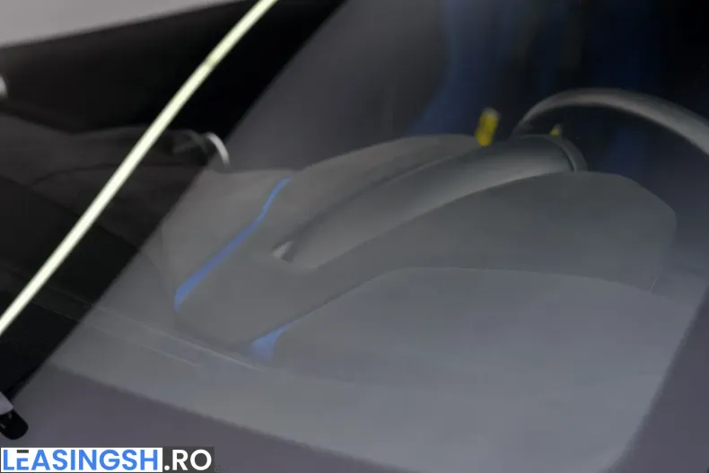 Ferrari 812 din 2023 cu 1.250 km - oferta FER208229 - foto 24