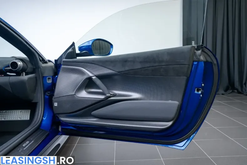 Ferrari 812 din 2023 cu 1.250 km - oferta FER208229 - foto 26