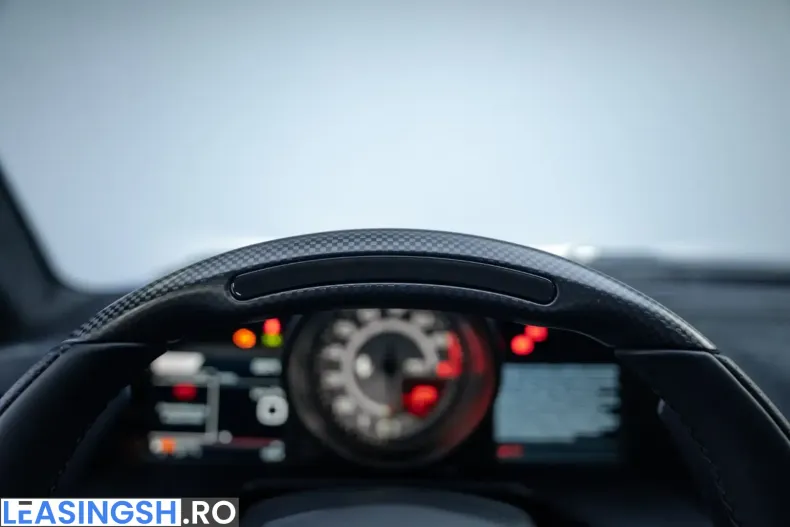 Ferrari 812 din 2023 cu 1.250 km - oferta FER208229 - foto 34