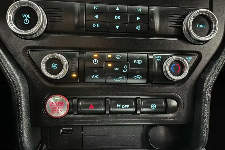 Ford Mustang din 2023 cu 40.000 km - oferta FOR208231 - foto 11