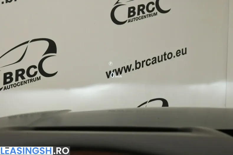 Land Rover Range Rover din 2024 cu 30.000 km - oferta LAN208232 - foto 5