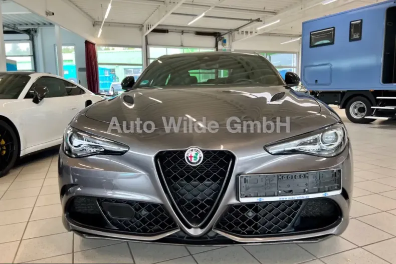 Alfa Romeo Giulia din 2023 cu 22.610 km - oferta ALF208233 - foto 1