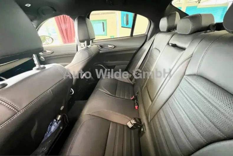 Alfa Romeo Giulia din 2023 cu 22.610 km - oferta ALF208233 - foto 25