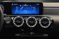 Mercedes-Benz CLA 200 (Clasa CLA) din 2024 cu 24.027 km - oferta MER208234 - foto 16