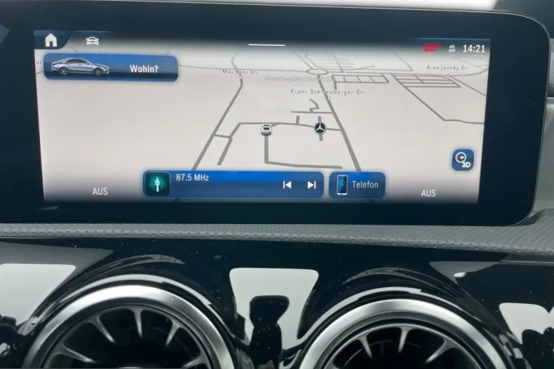 Mercedes-Benz CLA 200 (Clasa CLA) din 2025 cu 2.819 km - oferta MER208236 - foto 13