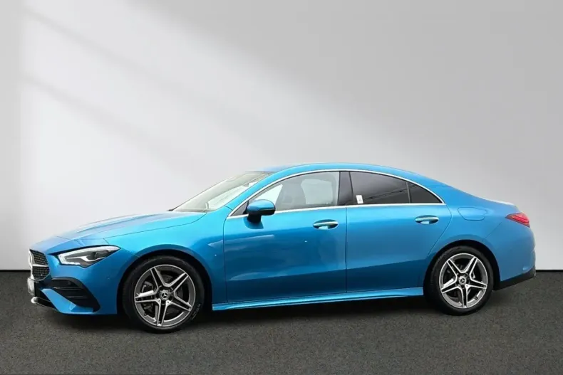 Mercedes-Benz CLA 200 (Clasa CLA) din 2025 cu 14.000 km - oferta MER208237 - foto 2