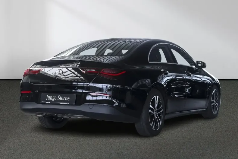 Mercedes-Benz CLA 200 (Clasa CLA) din 2025 cu 11.241 km - oferta MER208238 - foto 2