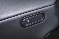 Mercedes-Benz CLA 200 (Clasa CLA) din 2025 cu 11.241 km - oferta MER208238 - foto 6