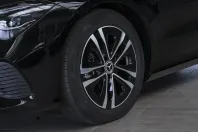 Mercedes-Benz CLA 200 (Clasa CLA) din 2025 cu 11.241 km - oferta MER208238 - foto 8