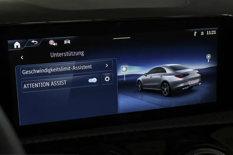 Mercedes-Benz CLA 200 (Clasa CLA) din 2025 cu 11.241 km - oferta MER208238 - foto 12