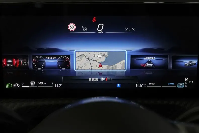 Mercedes-Benz CLA 200 (Clasa CLA) din 2025 cu 11.241 km - oferta MER208238 - foto 14