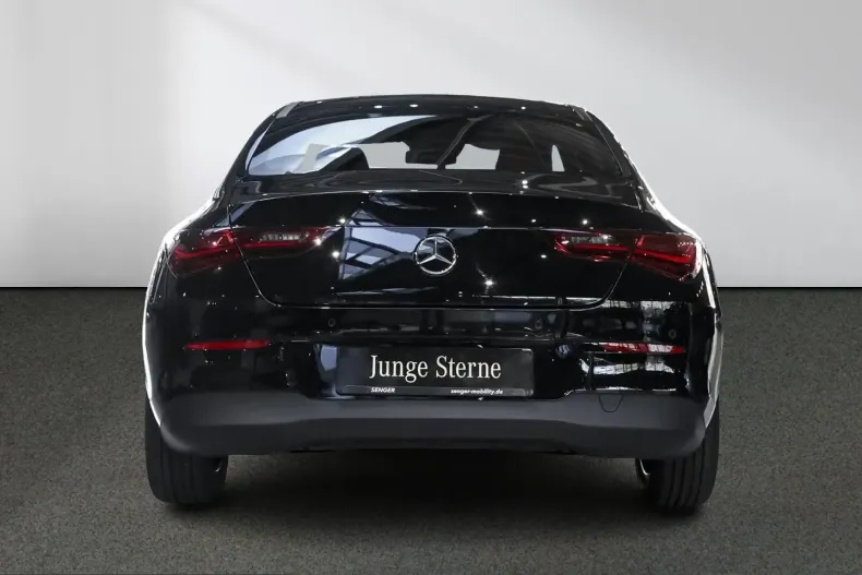 Mercedes-Benz CLA 200 (Clasa CLA) din 2024 cu 11.531 km - oferta MER208239 - foto 3