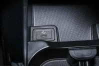 Mercedes-Benz CLA 200 (Clasa CLA) din 2024 cu 11.531 km - oferta MER208239 - foto 10