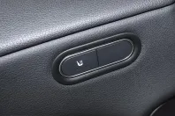 Mercedes-Benz CLA 200 (Clasa CLA) din 2025 cu 14.016 km - oferta MER208241 - foto 8