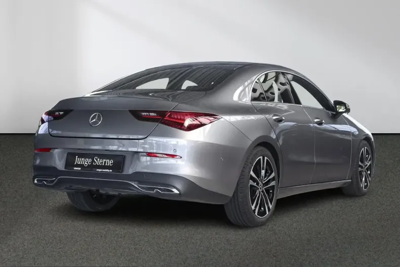 Mercedes-Benz CLA 200 (Clasa CLA) din 2025 cu 11.994 km - oferta MER208242 - foto 2