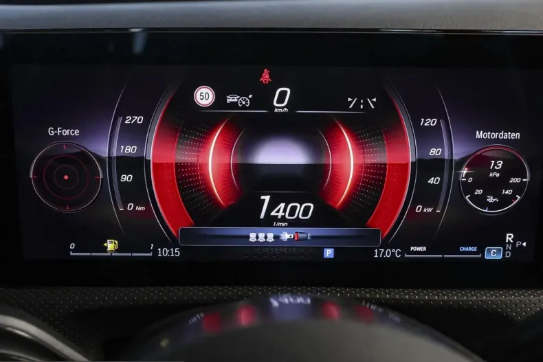 Mercedes-Benz CLA 200 (Clasa CLA) din 2025 cu 11.994 km - oferta MER208242 - foto 13