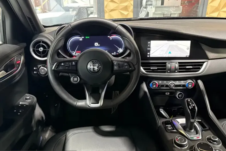 Alfa Romeo Giulia din 2023 cu 18.500 km - oferta ALF208243 - foto 14