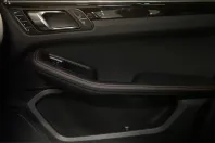 Porsche Macan din 2022 cu 27.600 km - oferta POR208244 - foto 25