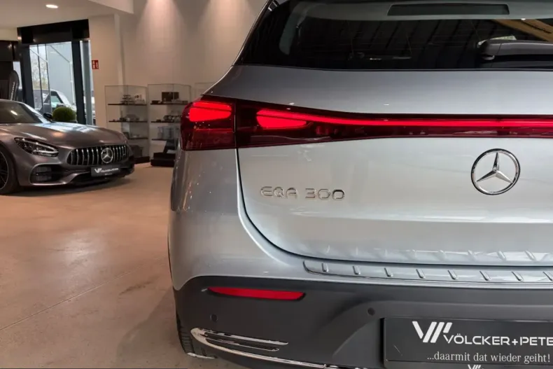 Mercedes-Benz EQA din 2025 cu 8.849 km - oferta MER208246 - foto 7