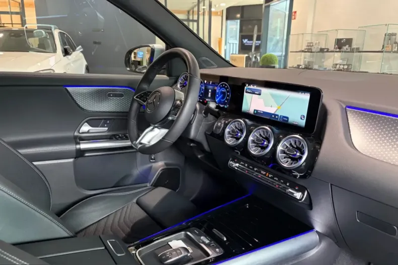 Mercedes-Benz EQA din 2025 cu 8.849 km - oferta MER208246 - foto 22