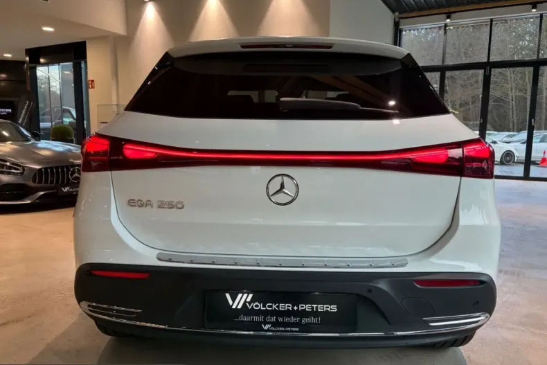 Mercedes-Benz EQA din 2025 cu 13.790 km - oferta MER208247 - foto 6