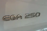 Mercedes-Benz EQA din 2025 cu 13.790 km - oferta MER208247 - foto 9