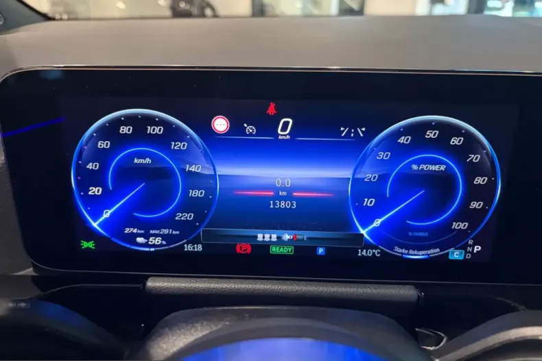 Mercedes-Benz EQA din 2025 cu 13.790 km - oferta MER208247 - foto 13