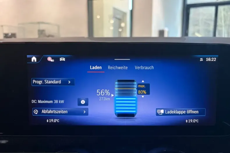 Mercedes-Benz EQA din 2025 cu 13.790 km - oferta MER208247 - foto 38