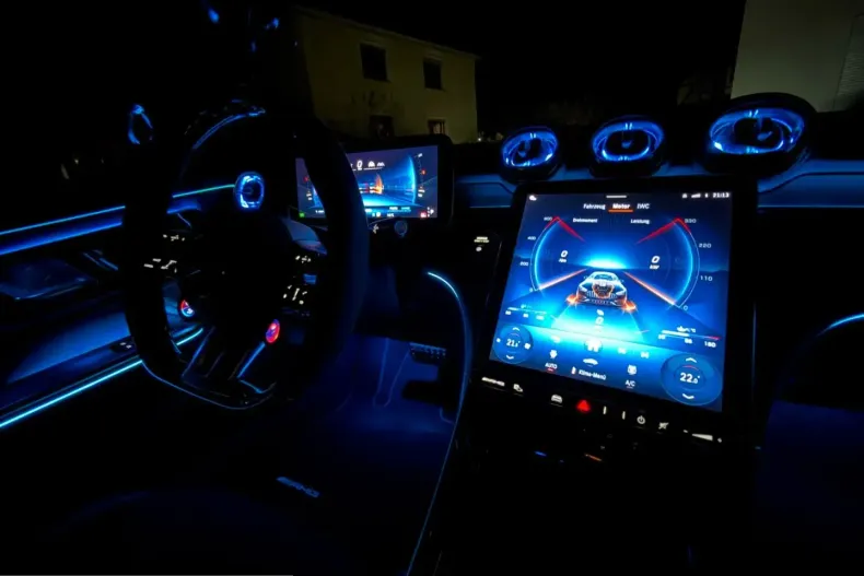 Mercedes-Benz CLE 53 AMG (Clasa CLE) din 2024 cu 11.889 km - oferta MER208250 - foto 46