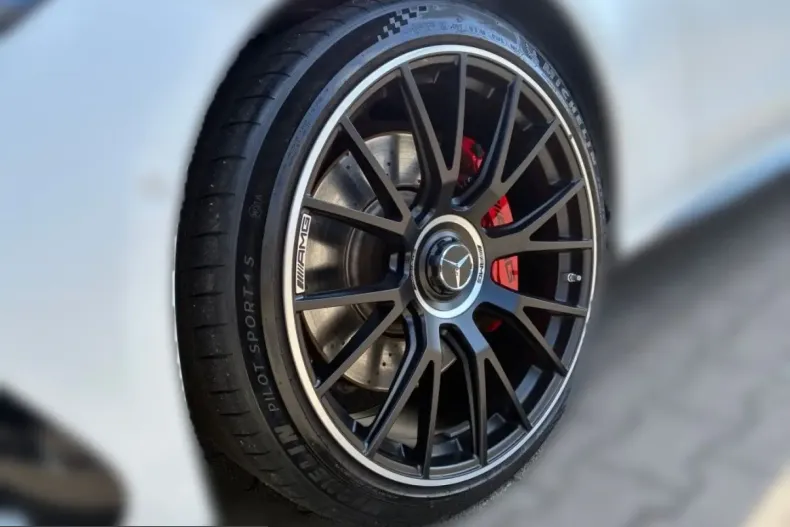 Mercedes-Benz E 53 AMG (Clasa E) din 2024 cu 65.451 km - oferta MER208252 - foto 4