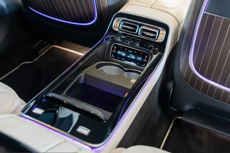 Mercedes-Benz S 680 (Clasa S) din 2023 cu 13.813 km - oferta MER208256 - foto 9