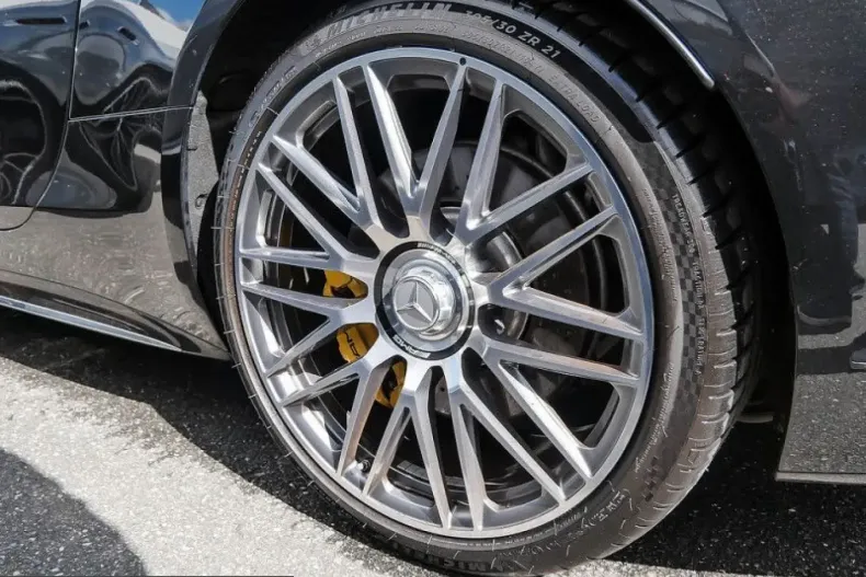 Mercedes-Benz SL 63 AMG (Clasa SL) din 2023 cu 44.260 km - oferta MER208260 - foto 11